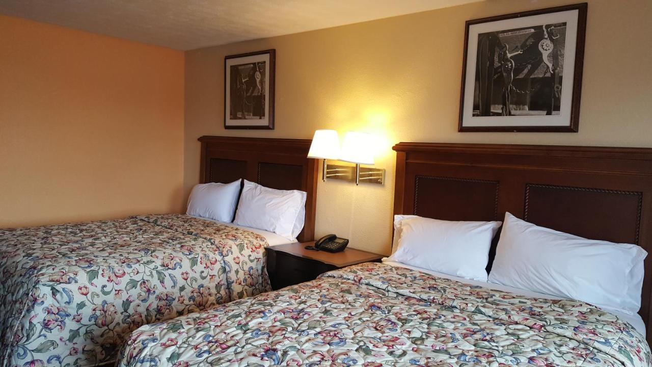 Hotel Garden And Extended 2*